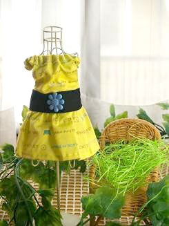 フェレットの服・お花のボタン・薄い緑１