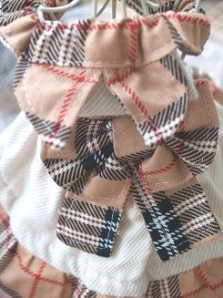 フェレット洋服・プレゼントチェックの茶色