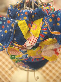 フェレットの和装・青い花火に黄色いあじさい帯